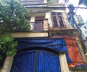 Bán nhà mặt hồ phố quan nhân, ô tô đỗ cửa- kinh doanh- 3,5 tầng, dt 68m2- mặt tiền 5.1m- giả chỉ