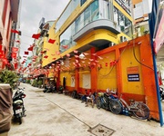 2 Bán  nhà mặt tiền trần hưng đạo, 80 m2, 4 lầu 70 tỷ quận 1