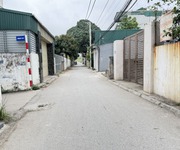 CC bán lô góc 46,6m2 đất mặt đường xóm 2 Đông Dư  ngõ 2 Giáp Hải . Đường ô tô tránh, phù hợp VP/KD