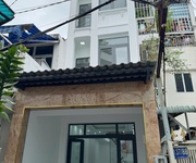Nhà 3 tầng mới nở hậu cách chỗ xe hơi quay đầu 10m hẻm 137 âu dương lân p3q8. giá 6,82 tỷ tl
