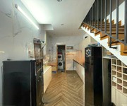 Nhà 2 tầng trung tâm hải châu   sát cầu rồng   ở ngay, giá chỉ 3.5 tỷ