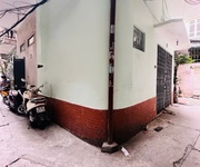 Cầu giấy dt 30m x4 tầng chỉ 6 tỷ,lô góc,mặt ngõ thông kinh doanh,15m ô tô tránh