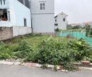 Cần bán 42m2 đất thổ cư thôn Lê Xá, Bát Tràng. Cách 20m ra công viên và chỗ đỗ xe ngày đêm