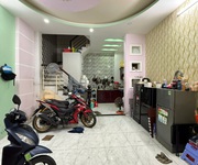 Nhà vị trí đẹp cách mt 30m phạm thế hiển p.chánh hưng  p4q8  ko lộ giới