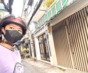 Nhà bán 5 tầng đẹp vào ở ngay- đ.tôn đản- có sân sau khoảng 20m-  cách hơn 20 m đến khu đ.số xe hơi