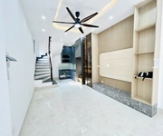 bán nhà hoàng mai- lô góc - ô tô - kinh doanh thông tứ phía  : 37m  5 tầng   8.95 tỷ   thương