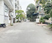 Chuyển công tác bán 82,7m2 Shophouse Metropolitan, Gia Lâm. Vị trí đẹp, giữa trung tâm vùng lõi