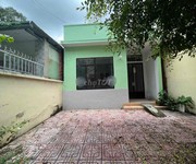 Cho thuê nhà hẻm 3m P. Linh Chiểu Thủ Đức gần Võ Văn Ngân. DT 120m2 có sân rộng, 2pn1wc giá 7tr