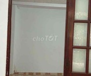 2 Cho thuê nhà hẻm 3m P. Linh Chiểu Thủ Đức gần Võ Văn Ngân. DT 120m2 có sân rộng, 2pn1wc giá 7tr