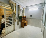 5 Cho thuê nhà 1T2L góc 2MT hẻm xe hơi gần Phạm Văn Đồng P. Linh Tây Thủ Đức. Có 2pn 2wc giá 7tr.