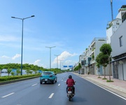 Nhà mặt tiền cộng hòa   sát nhà ga t3   chdv cao cấp   5 tầng   ngang 5.4m