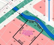 Bán đất mặt tiền 83x107m giá 2,5 triệu/m2 đường kênh 3, gần làng đại học