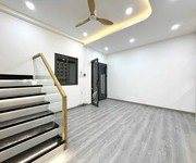 2 Nhà đường hoà hưng phường 13 quận 10 cũ.