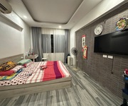 Bán nhà đẹp nguyễn văn cừ - lô góc ô tô- dân xây- view cầu chương dương- 35m nhỉnh 7 tỷ