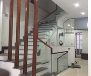 4 Cho thuê nhà 4 tầng phù hợp làm văn phòng