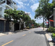 Chính chủ bán gấp căn nhà 3 tầng,hẻm 10m,đường dương quảng hàm, ngang hiếm 6.14x17m giá chỉ 16,5tỷ,