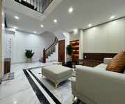 Bán nhà ngọc lâm   full nội thất   30m    6 tầng   giá 8.3 tỷ