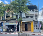 Căn góc hiếm   bám đường 31,86m   ngay trung tâm phố tương lai thông sân bay cũ ra biển gần . 2