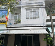 Chính chủ cho thuê căn hộ 3 tầng gồm 5 căn hộ hiện còn 1 căn hộ diện tích 25m2