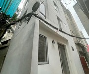 Bán nhà đường láng, thịnh quang, đống đa, dt 62m2, 12t, cách một nhà ra phố, ngay ngã tư sở, nhà