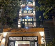 Phân lô ngô gia tự   vị trí kinh doanh   ô tô tránh   vỉa hè rộng