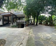 Bán nhà mặt tiền 1 hầm 3 tầng 25x45m giá 77,9 tỷ đường lê thị riêng