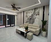 Nhỉnh 9 tỷ phường thạch bàn 40m2 6t thang máy, ô tô đỗ cổng, quá đẹp với phân khúc giá