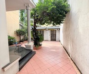 3 Bán đất tặng luôn căn biệt thự kiểu pháp gần sân bay cạnh mặt tiền và công viên hoàng văn thụ,