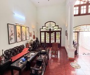 4 Bán đất tặng luôn căn biệt thự kiểu pháp gần sân bay cạnh mặt tiền và công viên hoàng văn thụ,