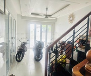 Nguyên hồng - p.11 - dt 45 tr tháng - 95m2 -4 tầng - 12 phòng - gần mt - chỉ hơn 8 tỷ