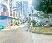 4 Bán lô đất góc 2 mặt tiền đối diện cổng vinhomes grand park   hẻm 545 nguyễn xiển   113m    giá 7.9