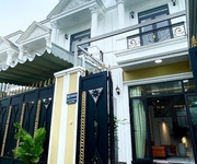 Bán gấp nhà đẹp thạnh lộc 15, 3 lầu 4 phòng ngủ, hẻm xe hơi