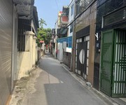 bán  50m  đất tặng nhà 5 tầng tại cổ bi, gia lâm   giá nhỉnh 7 tỷ. ô tô vào nhà.