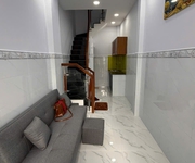 Bán nhà mới 3 tầng   2.75 tỷ   ni sư huỳnh liên, p.10 tân bình