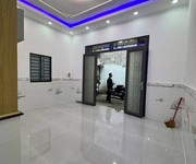 Nhà ngang 5m - lô góc - hẻm oto đỗ cửa