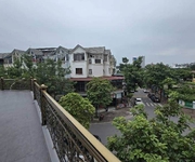 Liền kề lô góc thạch bàn, 145m x 5 tầng, mặt tiền 22m, vỉa hè rộng, 2 mặt đường 13m