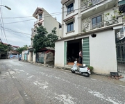 Bán nhà thạch bàn, ôtô tránh, ngõ thông, cách đường 5a khoảng 3 phút lái xe