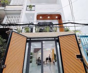 hiếm có  nhà 4 tầng   xe hơi ngủ trong nhà   kề phú mỹ hưng