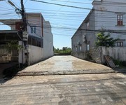 Lô 135m  đường nhựa 10m   giá hiếm chỉ 22.x triệu/m    zalo 0567 222 555