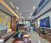 1 Nhà đẹp cổ linh, 8 tầng thang máy, đối diện aeon, gara, full nội thất