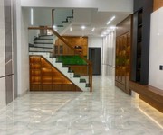 Nhà mặt tiền đẹp ở ngay đường số ,4 tầng 75m,oto ngủ trong nhà,đường trước nhà 8m,gần bv lê văn