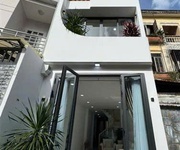 Bán gấp nhà đẹp - tại đặng văn ngữ   khu vip   3 tầng   ô tô vào nhà   giá hấp dẫn