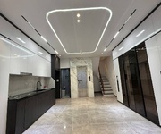 Khúc thừa dụ dt 40m x7 tầng thang máy 13,5 tỷ ngõ ba gác,gần phố,mặt tiền 4,6m