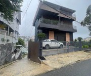 2 Bán biệt thự đường Lương thế vinh, phường 3, đà Lạt. 500m đến hồ Xuân Hương. 2 Bán biệt thự đường Lương thế vinh, phường 3, đà Lạt. 500m đến hồ Xuân Hương.
