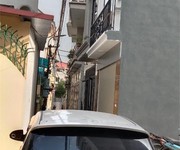 Cạnh trôi bán đất tặng nhà cấp 4 dt 43m ô tô đỗ cửa