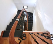 8 Chính chủ bán nhà 4 tầng, sổ đỏ, gần đường Oto tải tránh.