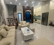 Nhà mới full nội thất 6 tầng thang máy lệ mật 50 m2 x11.6 tỷ long biên hà nội.