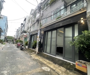 Nhà phố 4 tầng   văn phòng   ở   full nội thất