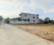 1 Chính chủ bán nhanh 2 lô liền kề nằm ngay chợ Đại Hiệp, dt 135m2, 60m2 đất ở