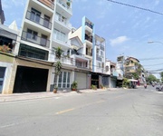 Bán nhà mặt tiền đường đông  hồ , phường 4 , quận 8  5 lầu , 7 phòng ngủ chỉ 9.8 tỷ